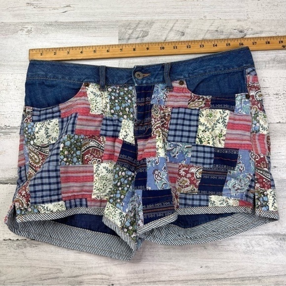 Lucky Brand quilted patchwork denim shorts - Picture 13 of 16